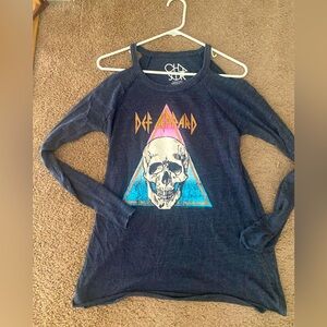 Long sleeve Cold Shoulder Band tee